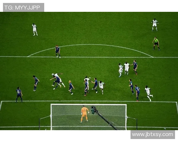 足球明星挑战球门精彩瞬间集锦展现技艺与激情的完美结合