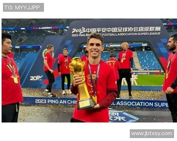 足球明星珍贵瞬间高清照片大汇集让你领略他们不为人知的一面