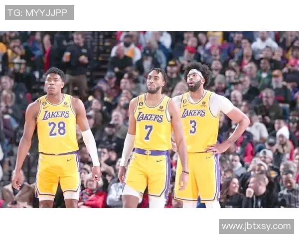 2020年湖人与爵士的激烈对决回顾与赛季精彩瞬间分析